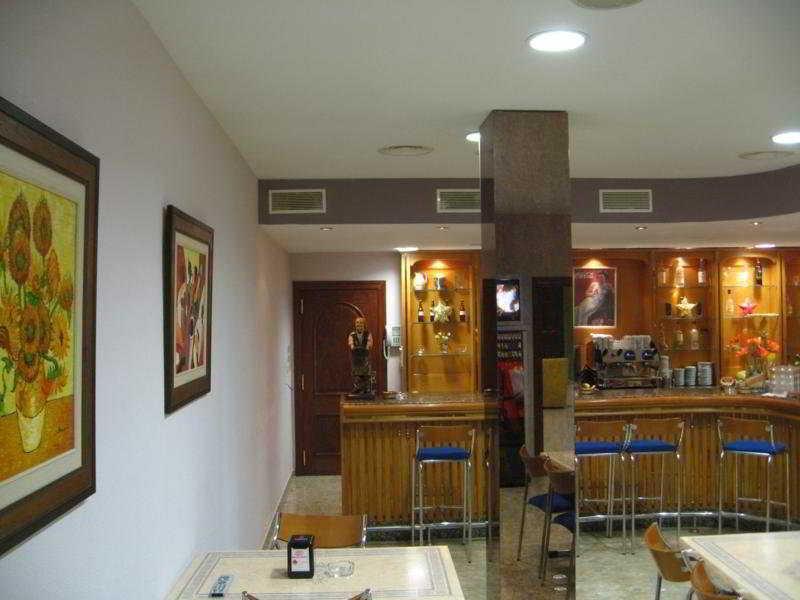 Cristina-Enea Hotel Valdeganga Buitenkant foto