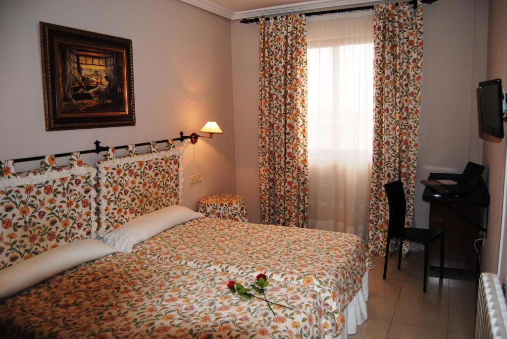 Cristina-Enea Hotel Valdeganga Kamer foto