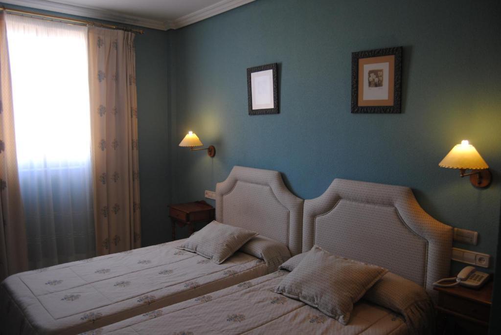 Cristina-Enea Hotel Valdeganga Kamer foto